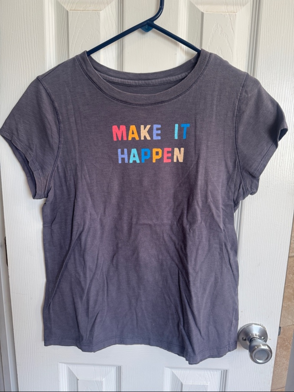 Universal Thread Gray Short Sleeve Tee with Colorful "MAKE IT HAPPEN" Graphic